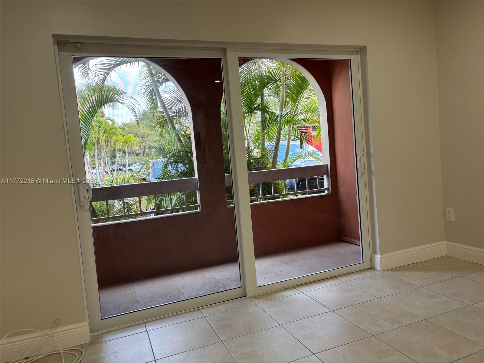 7820 CAMINO REAL # 117 Unit: J-117