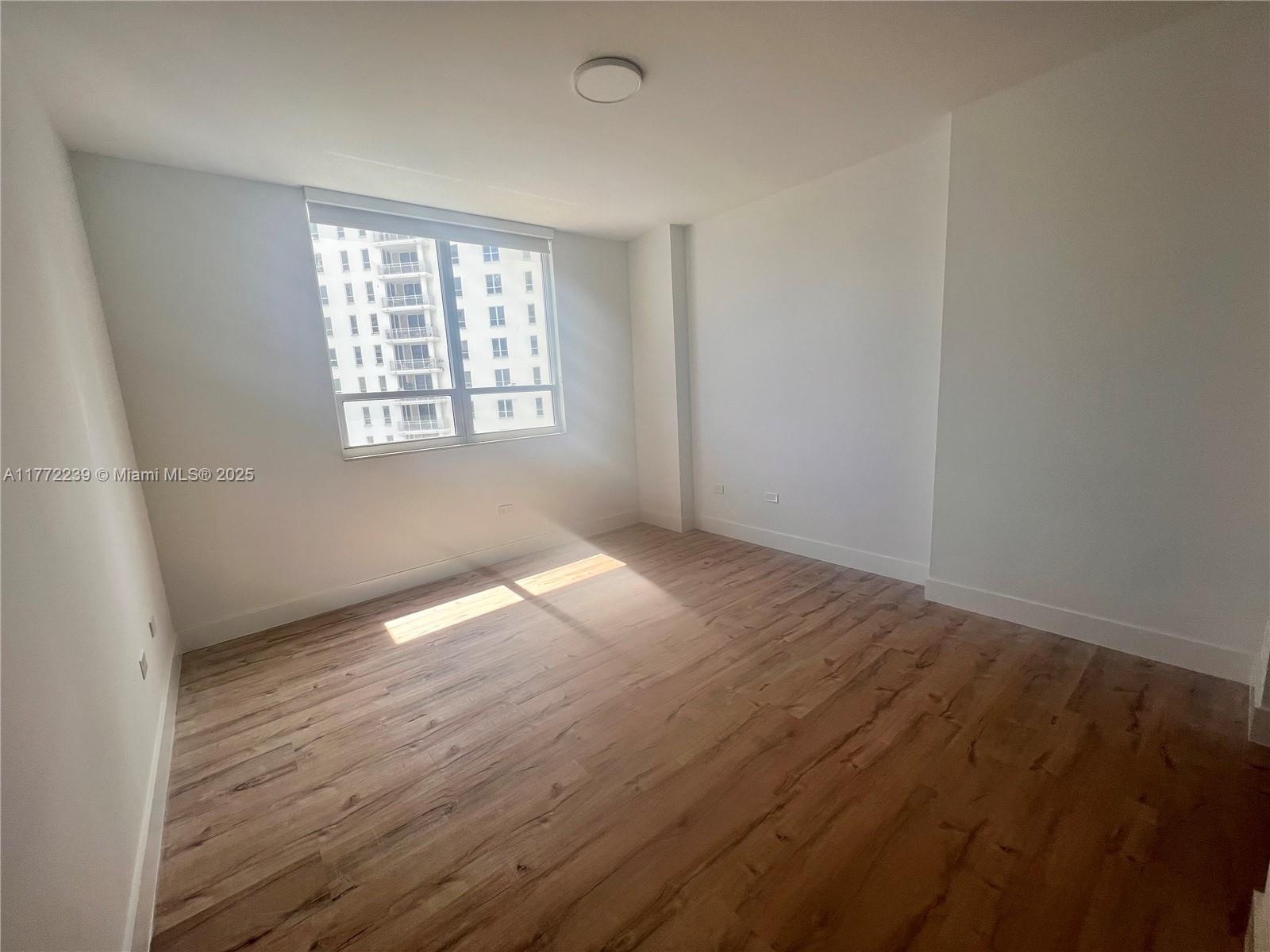 801 Brickell Key Blvd # 1107