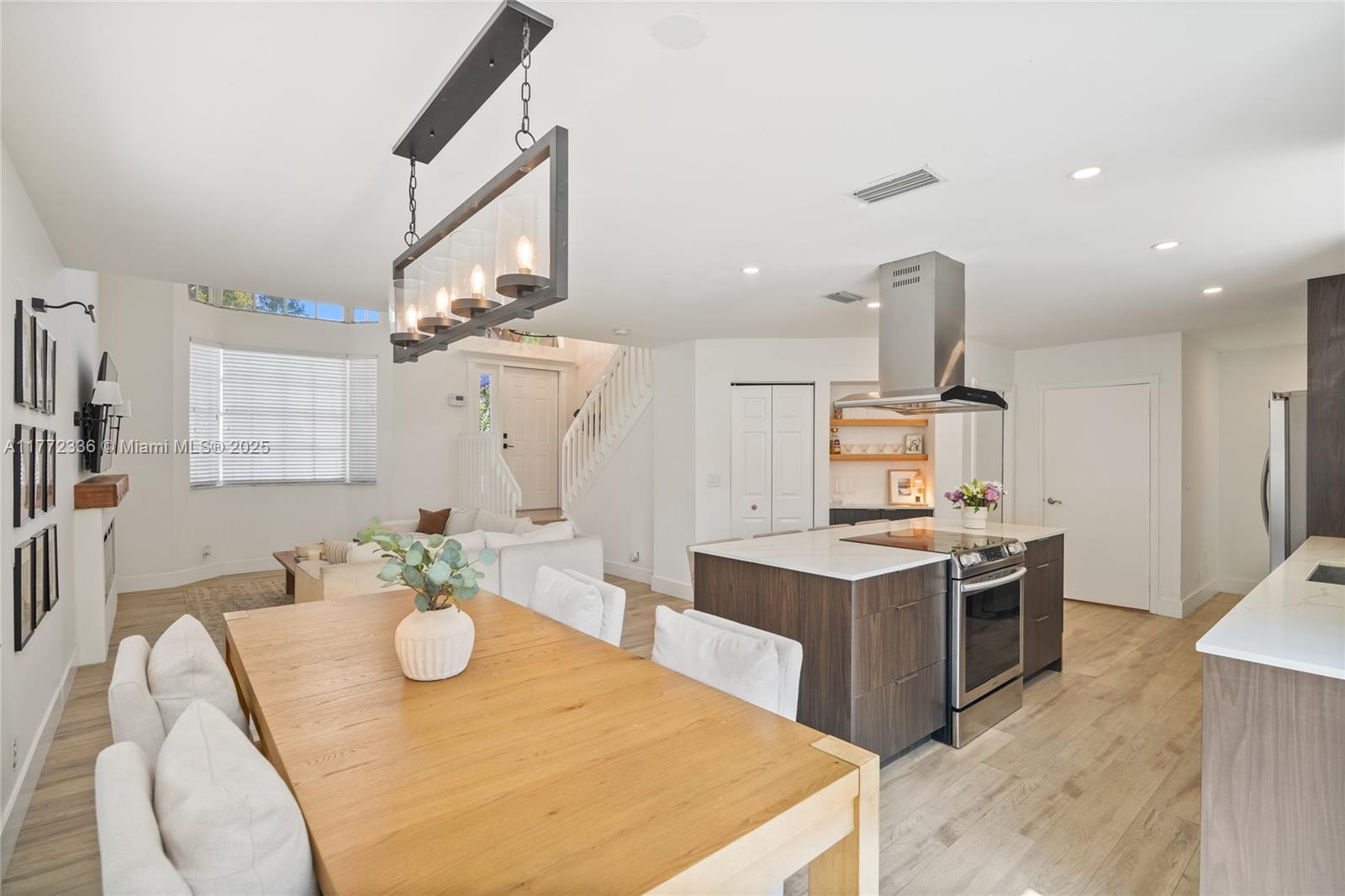 10724 NW 12th Mnr