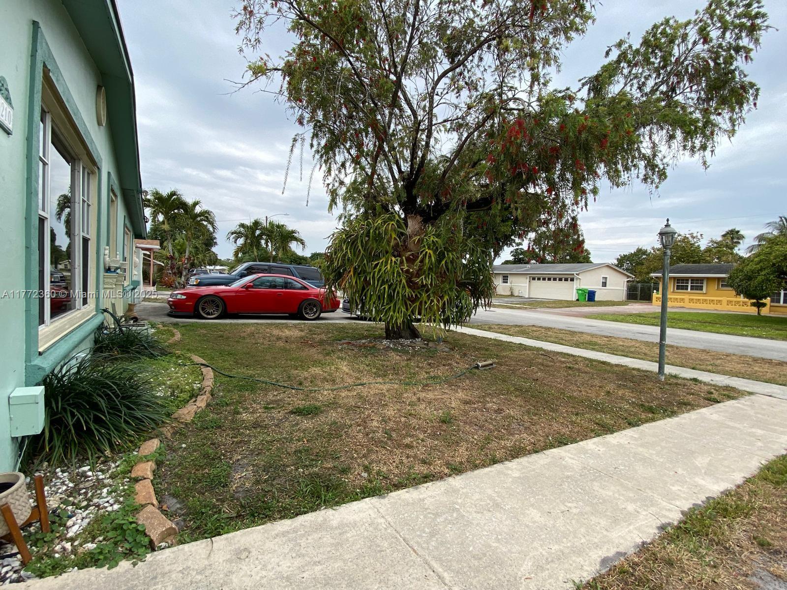 6210 NW 17th St