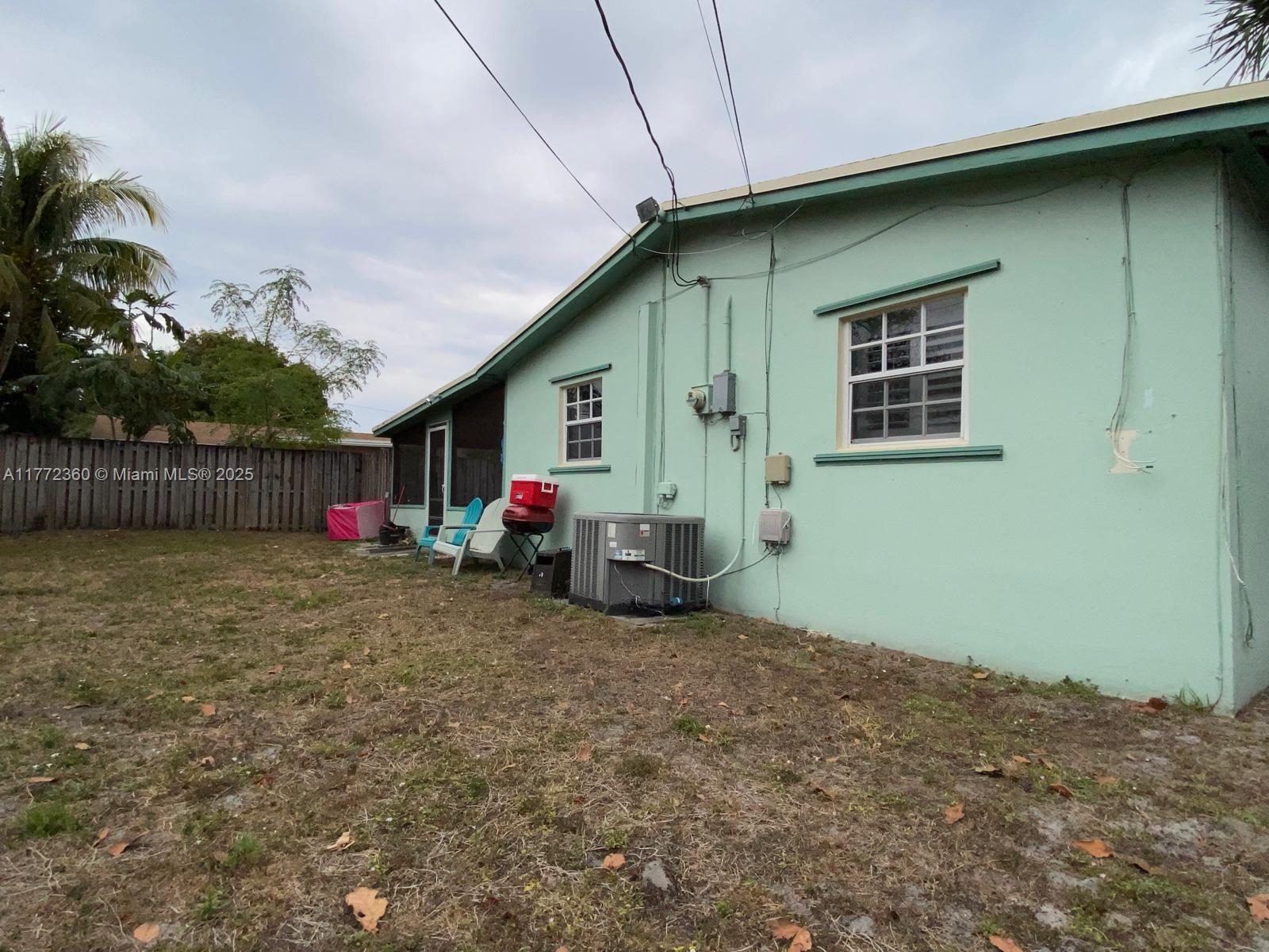 6210 NW 17th St
