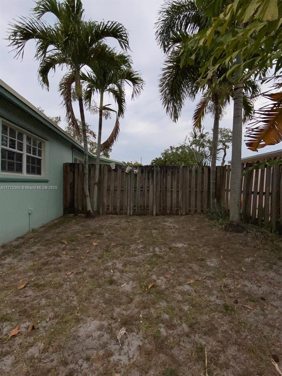 6210 NW 17th St