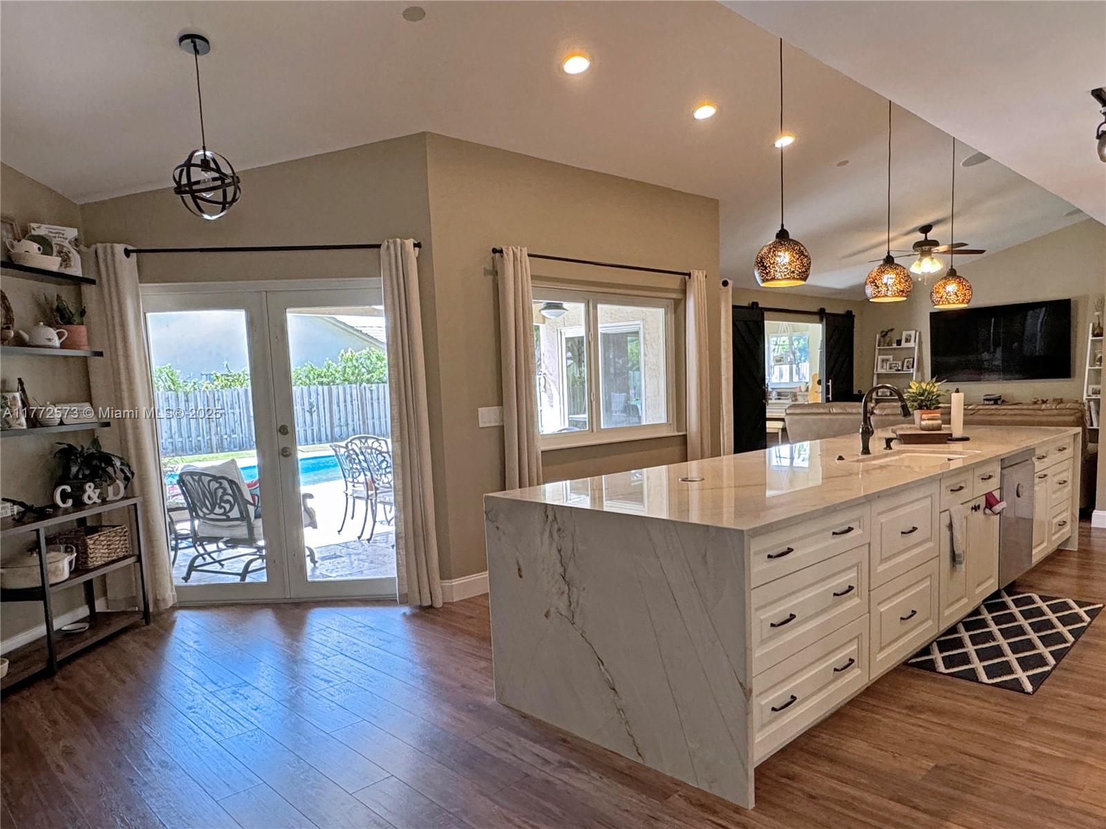 308 NW 108th Ave