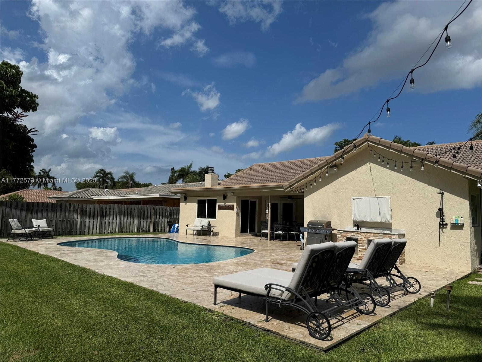308 NW 108th Ave