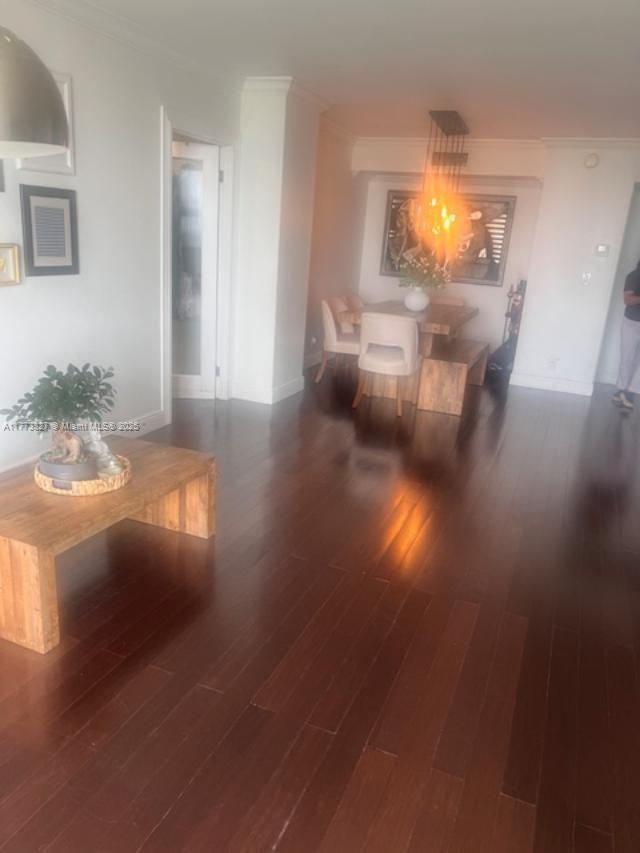 20335 W Country Club Dr # 2106