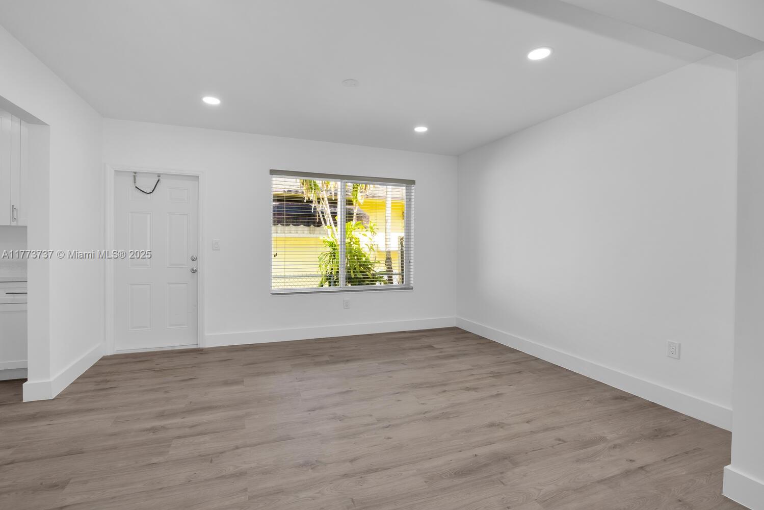 3445 SW 23rd Ter # 3445