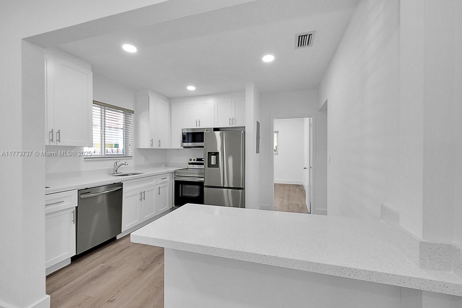 3445 SW 23rd Ter # 3445