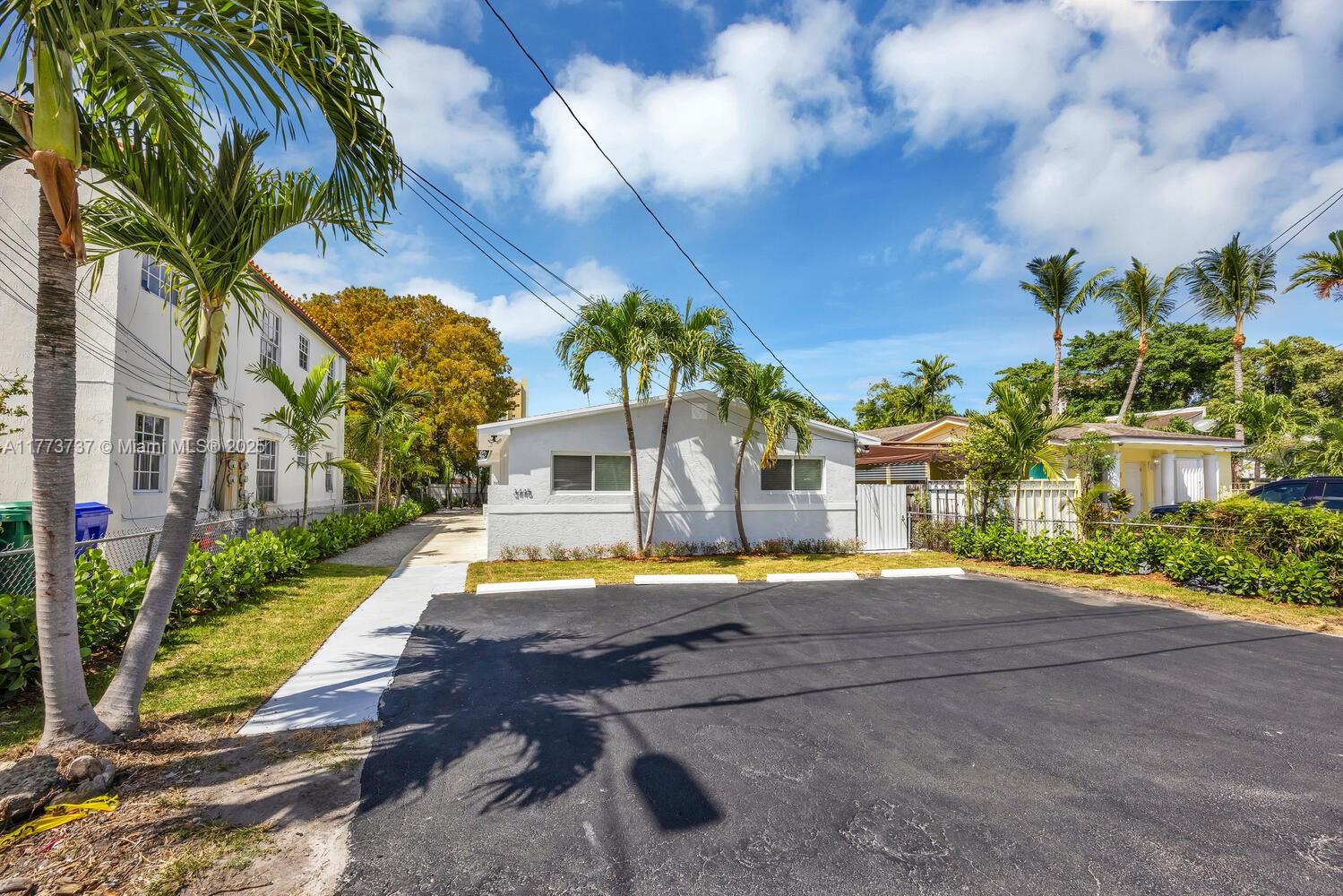 3445 SW 23rd Ter # 3445