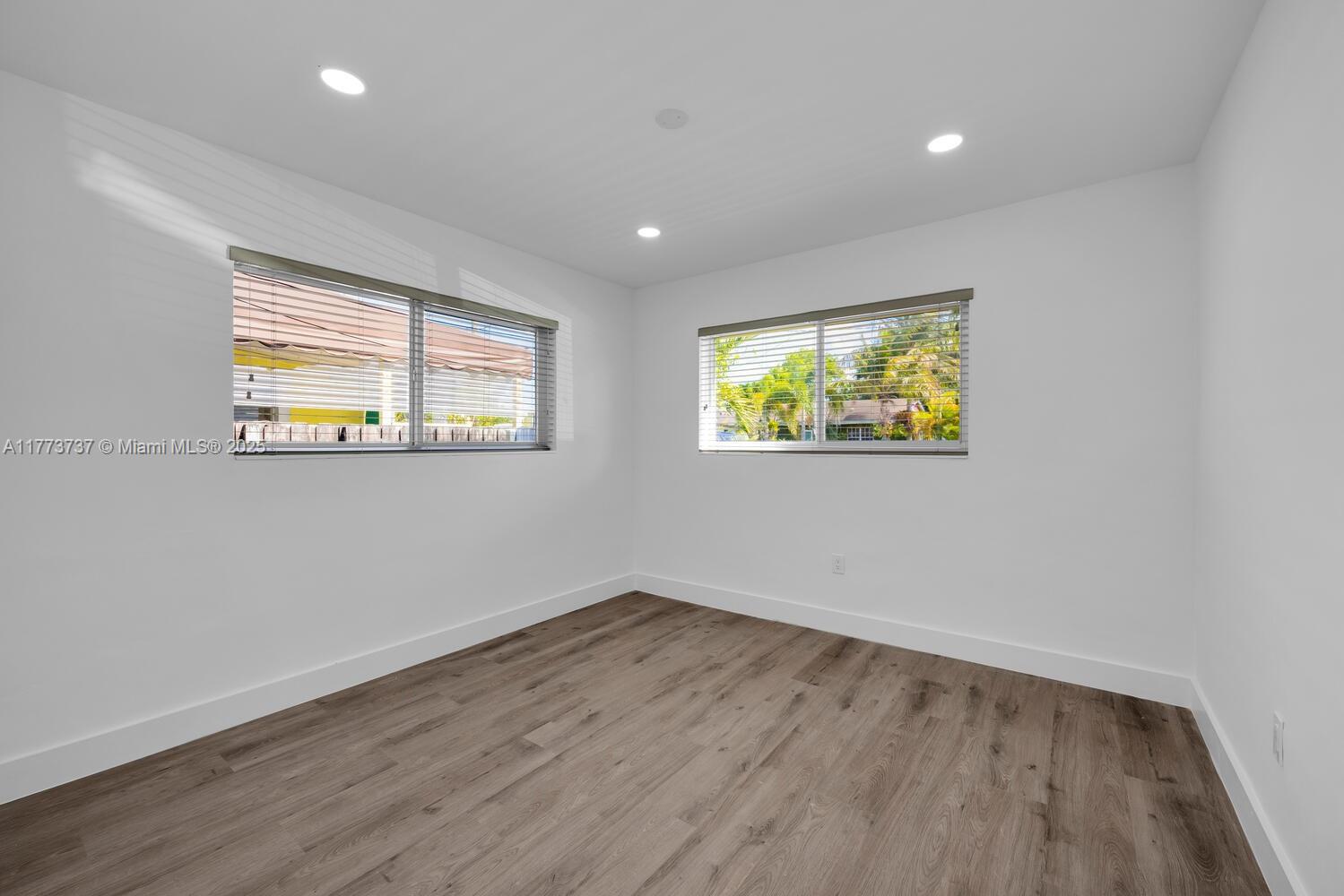 3445 SW 23rd Ter # 3445