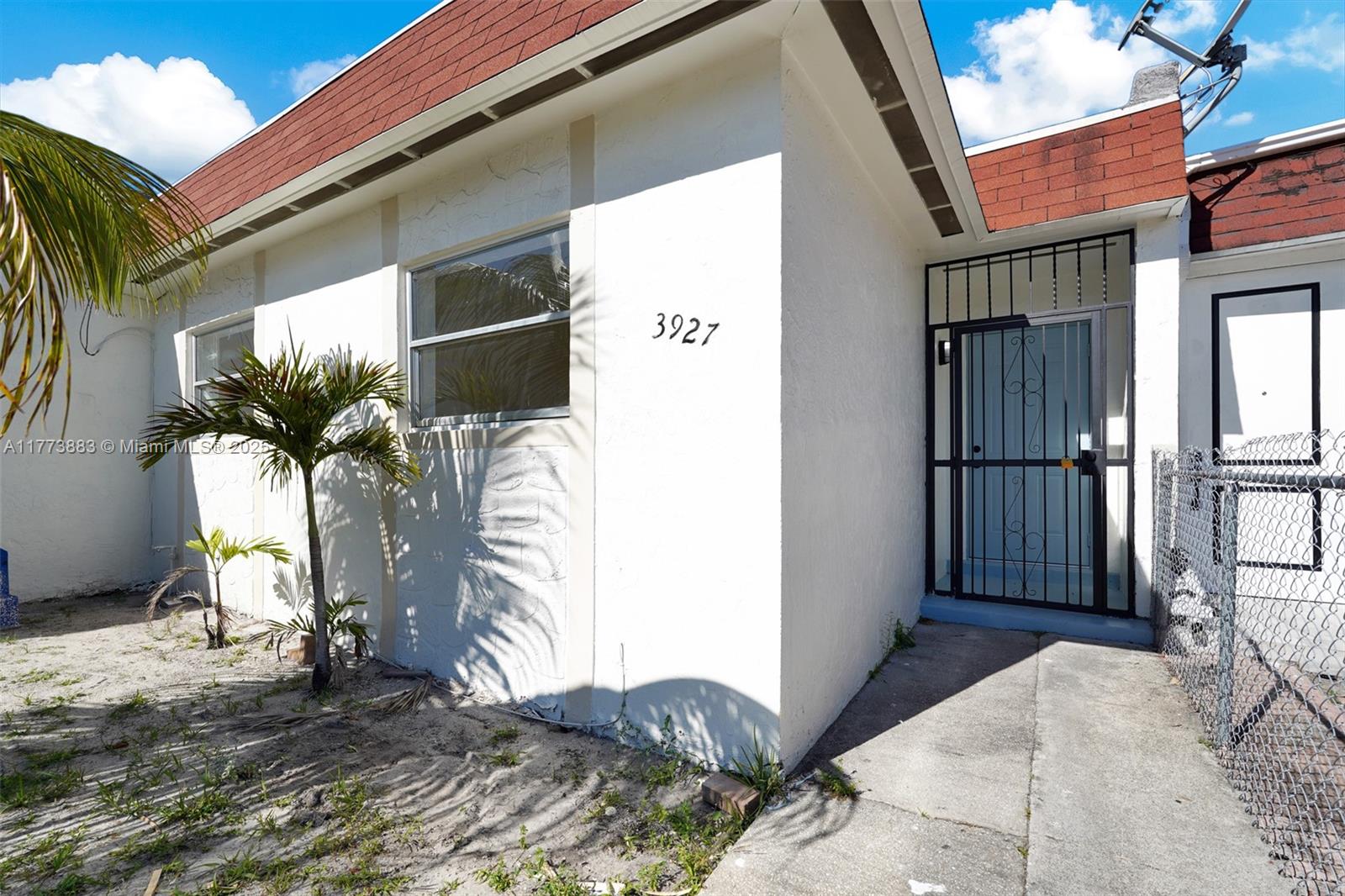 3927 NW 207th St Rd