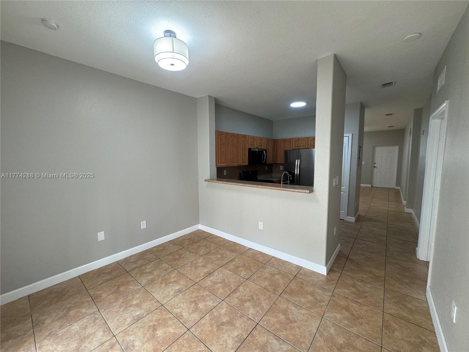 1661 SE 29th Ct # 108
