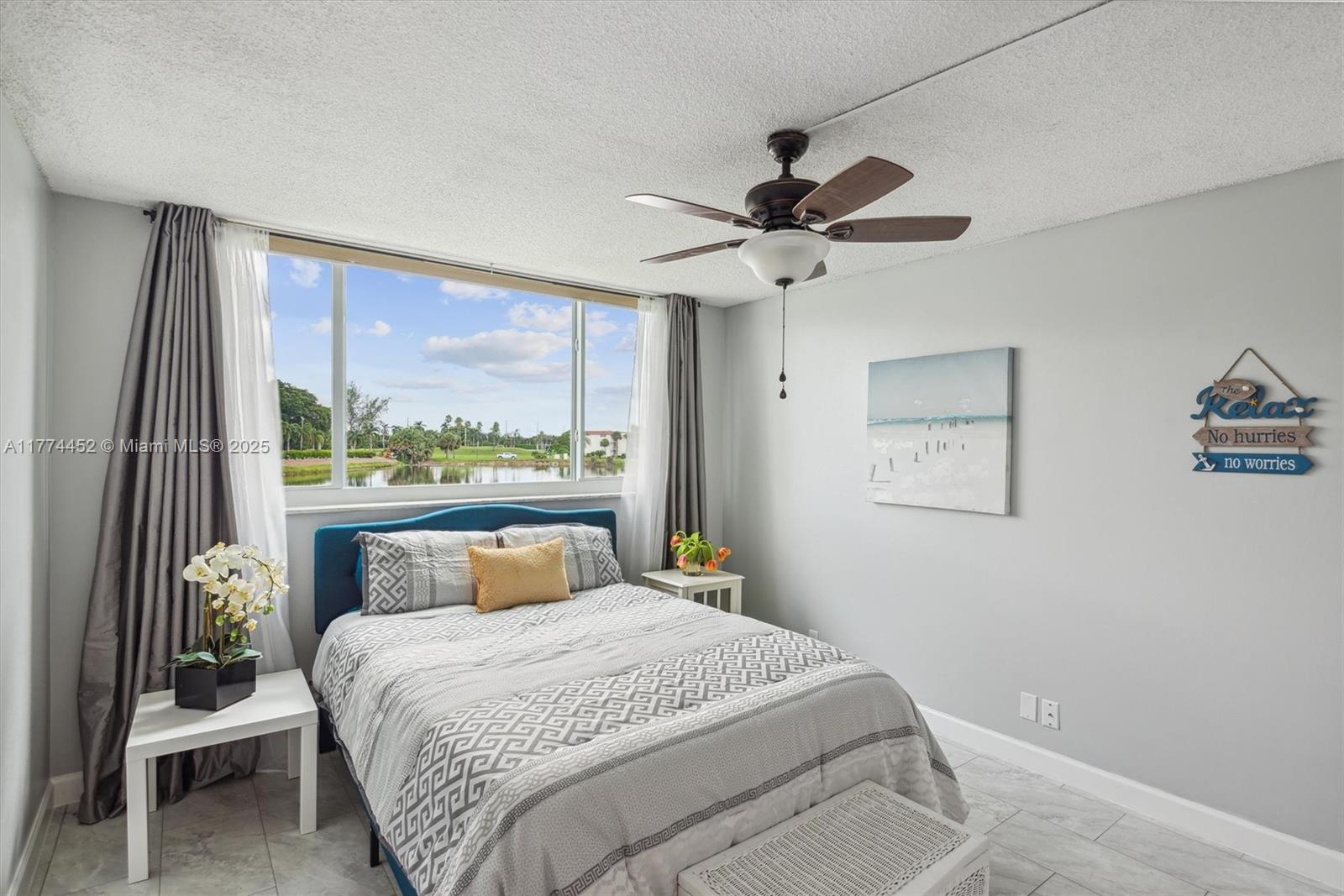 9400 N Hollybrook Lake Dr # 206 Unit: 6-206