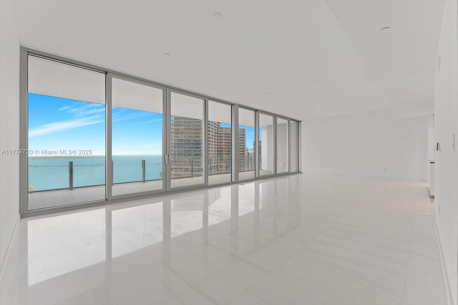 300 Biscayne Blvd Way # 4302