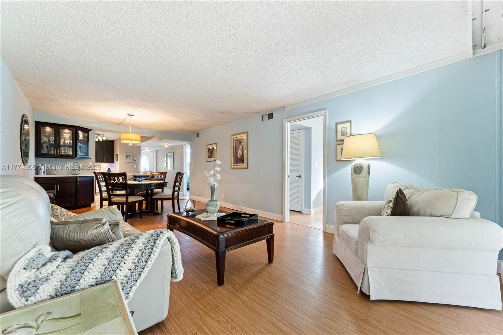 8990 S Hollybrook Blvd # 210