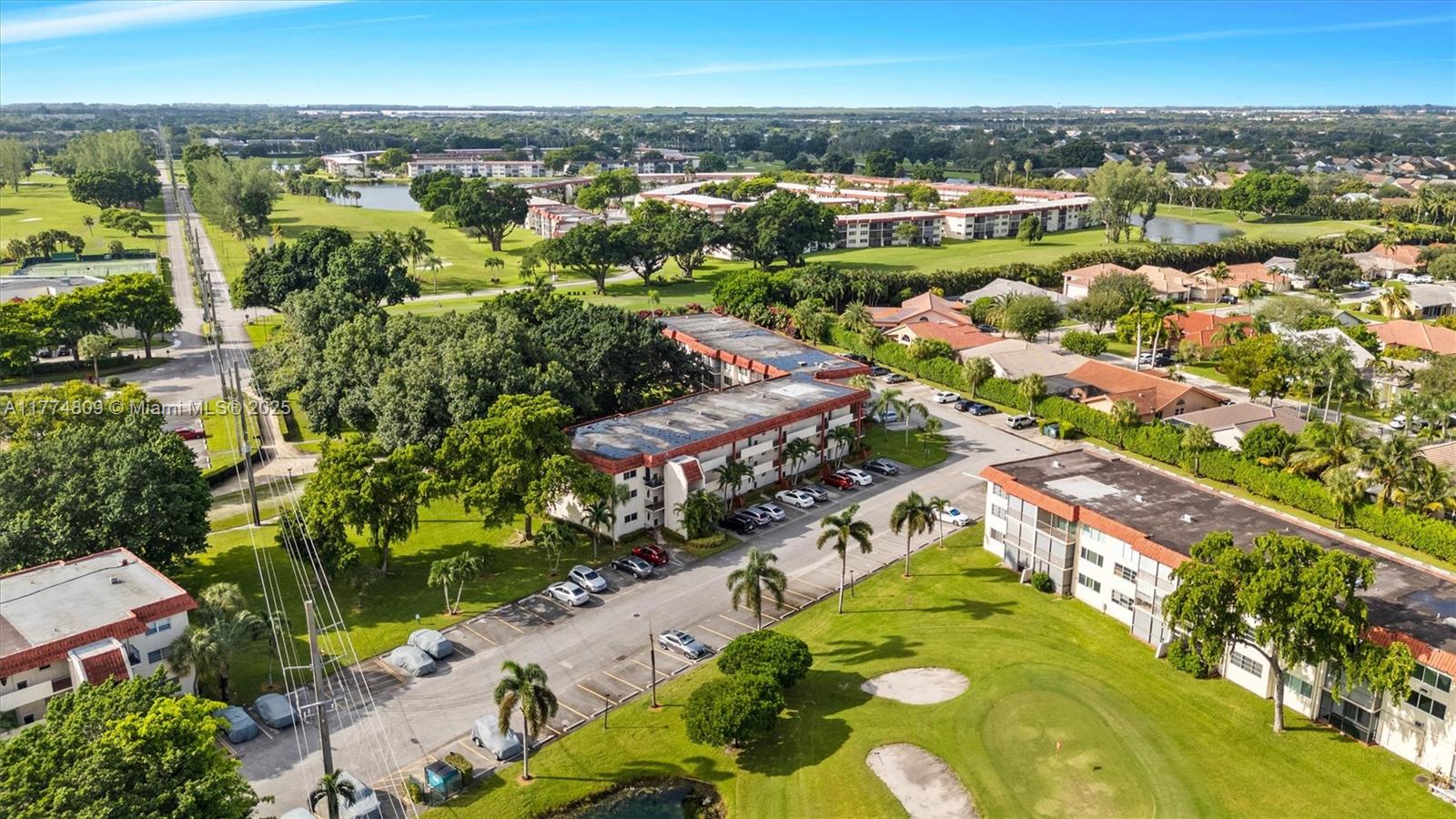 8990 S Hollybrook Blvd # 210