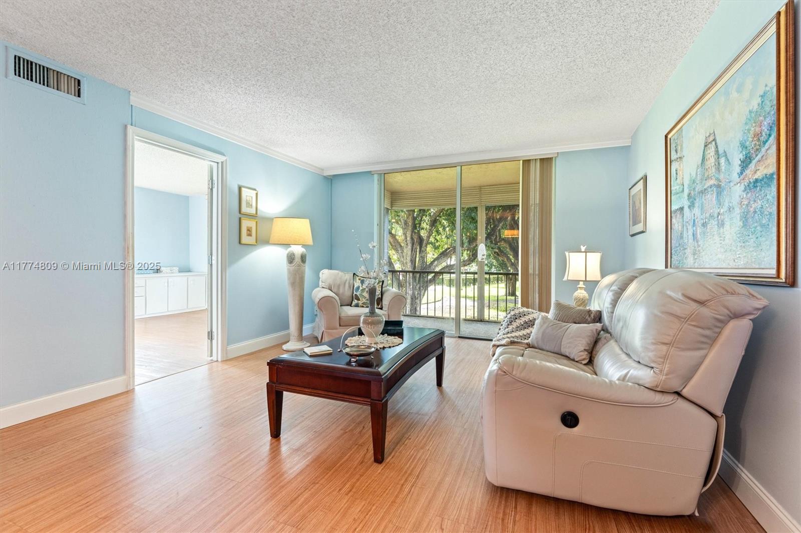 8990 S Hollybrook Blvd # 210