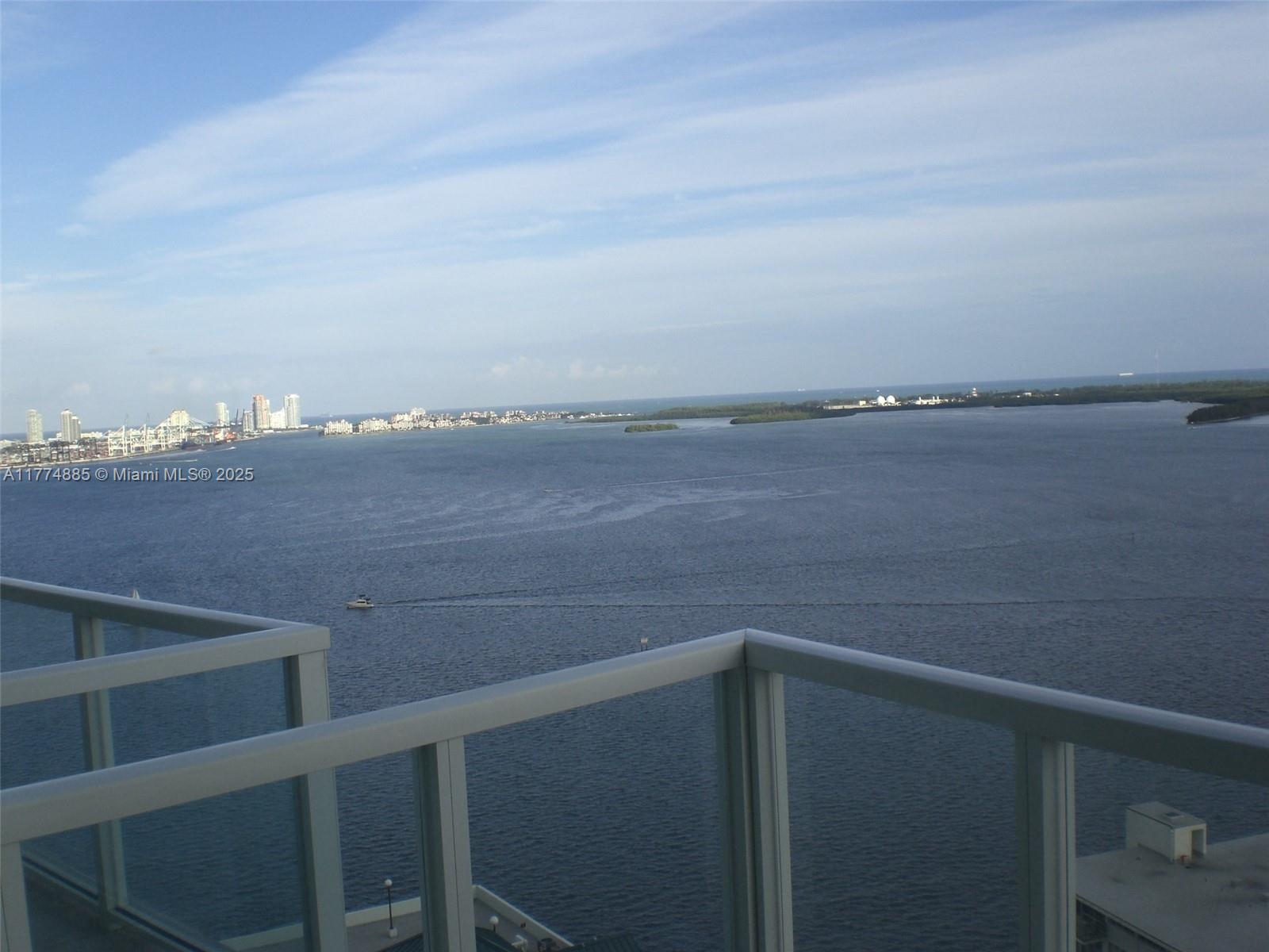 300 S Biscayne Blvd # 3106 Unit: T-3106