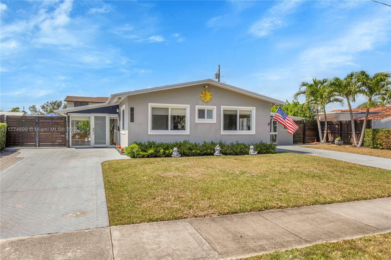 1900 SW 70th Ave