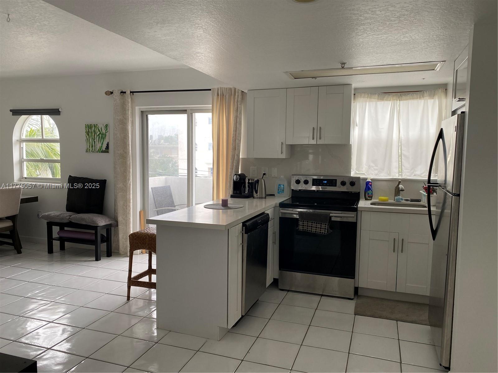 3052 SW 27th Ave # 301