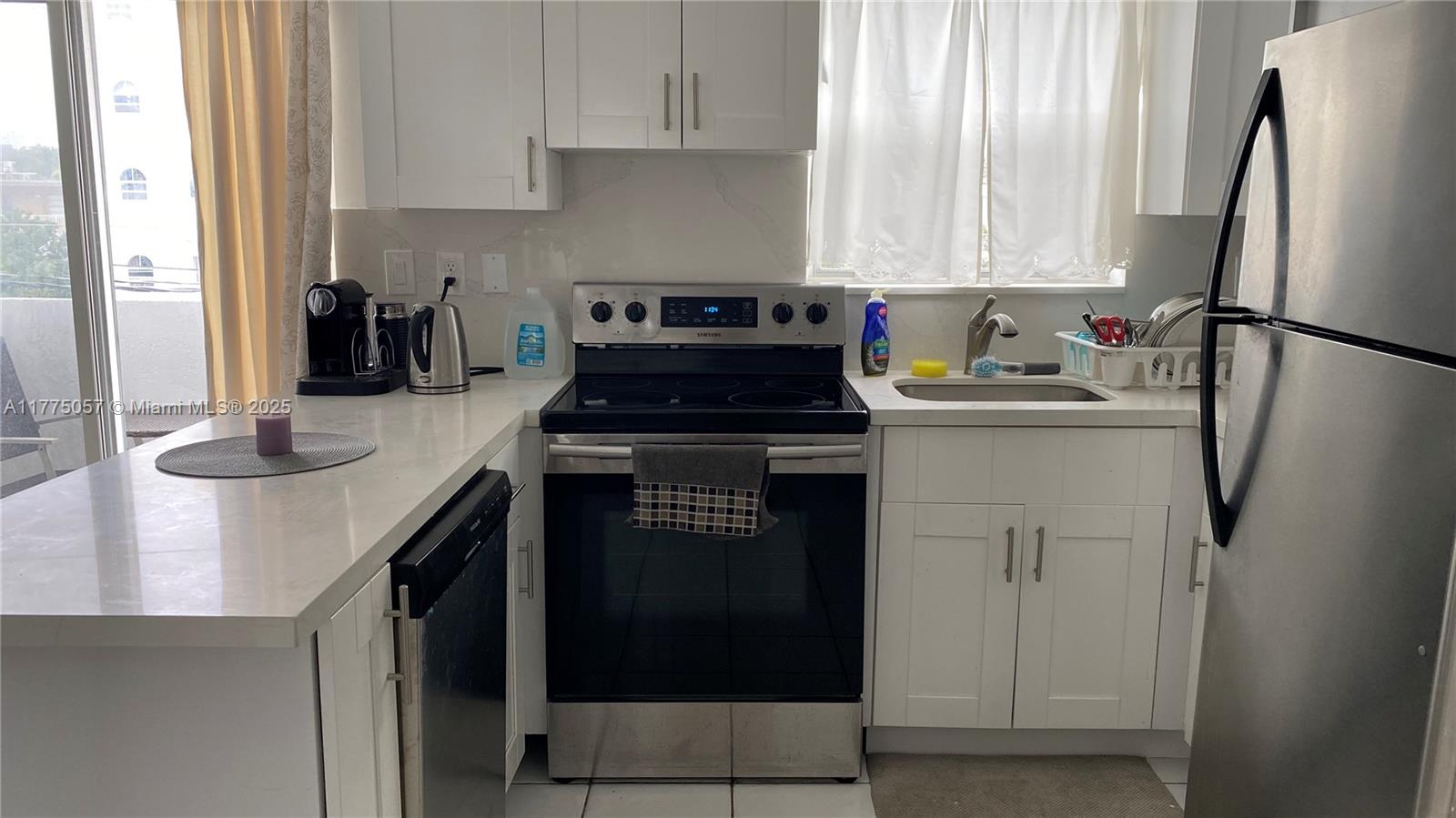 3052 SW 27th Ave # 301