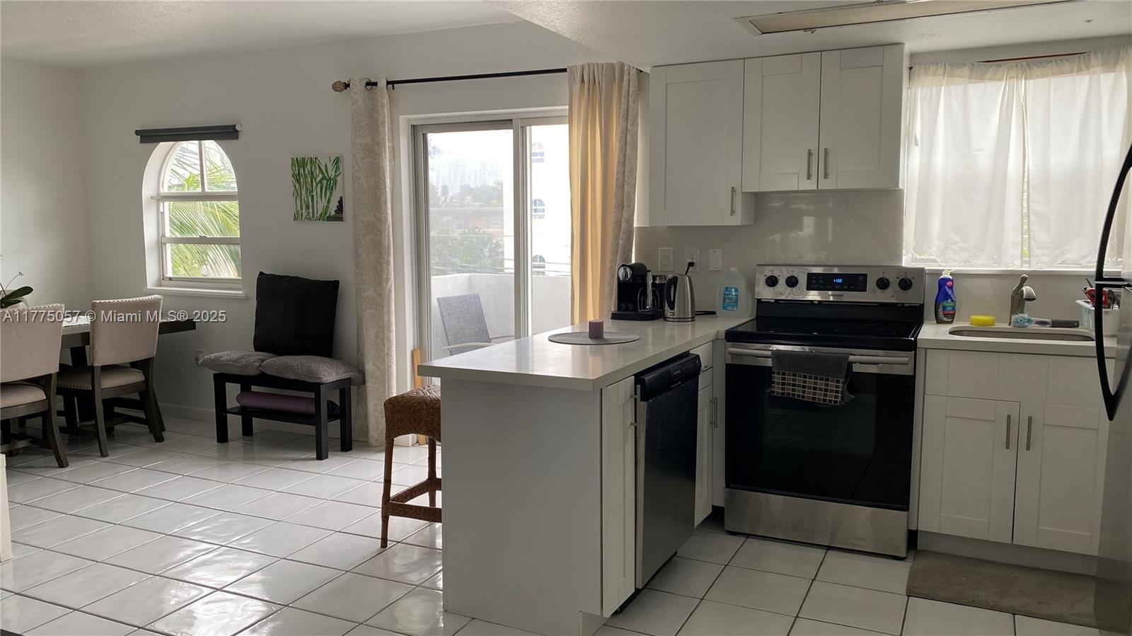 3052 SW 27th Ave # 301