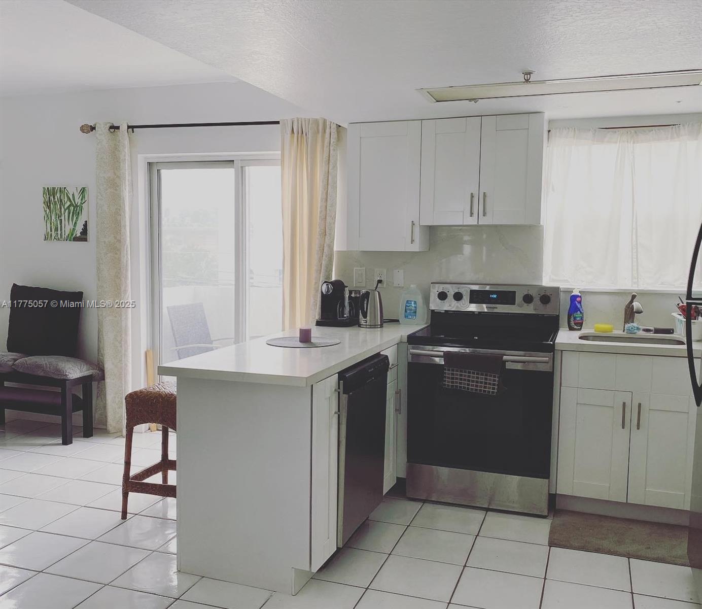 3052 SW 27th Ave # 301