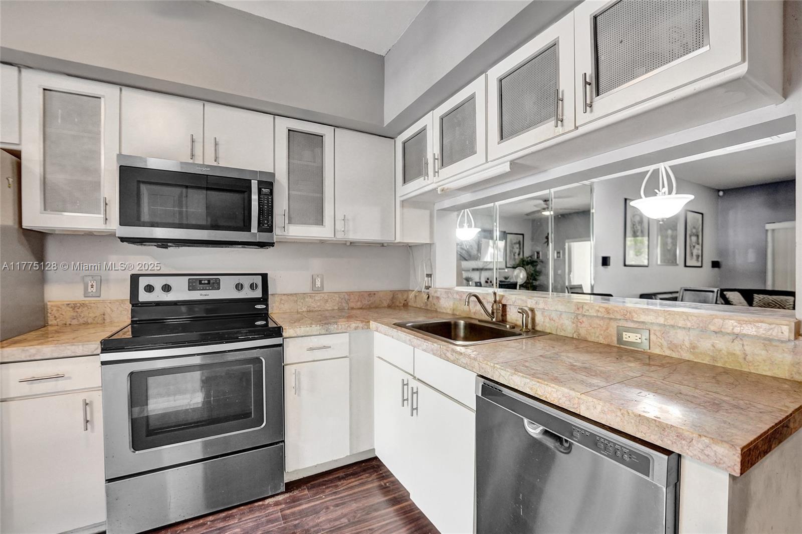 140 SW 96th Ave # 2 Unit: 17-2