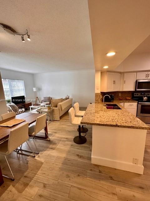 3255 NE 184th St # 12115