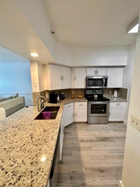 3255 NE 184th St # 12115