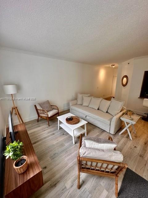 3255 NE 184th St # 12115