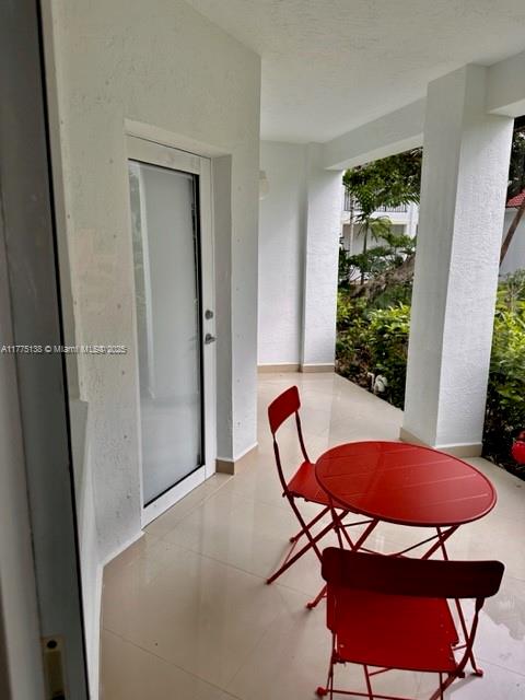 3255 NE 184th St # 12115