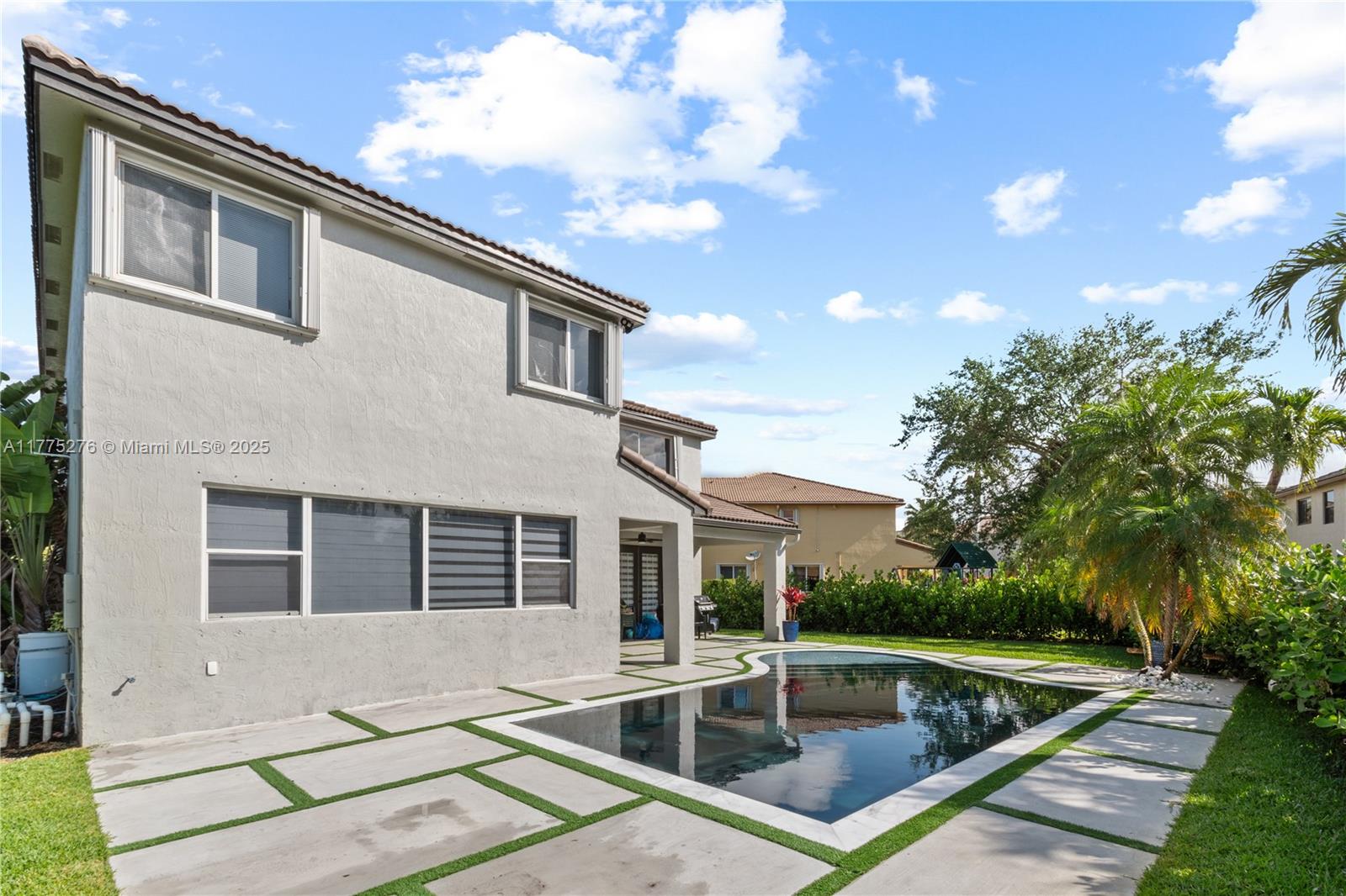 2167 SW 176th Ter
