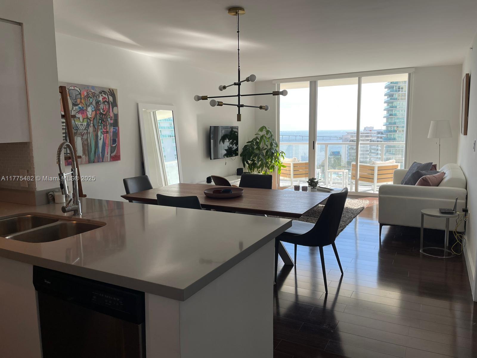 1155 Brickell Bay Dr # 1707