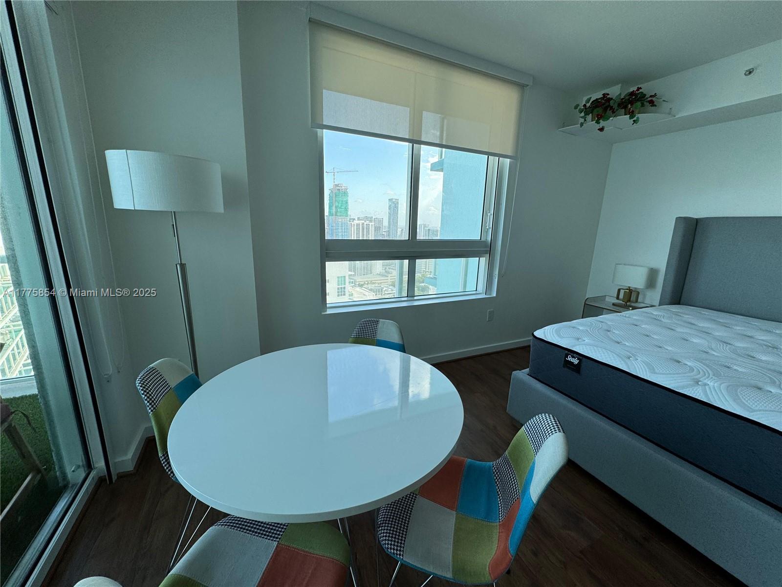 1900 N Bayshore Dr # 4005