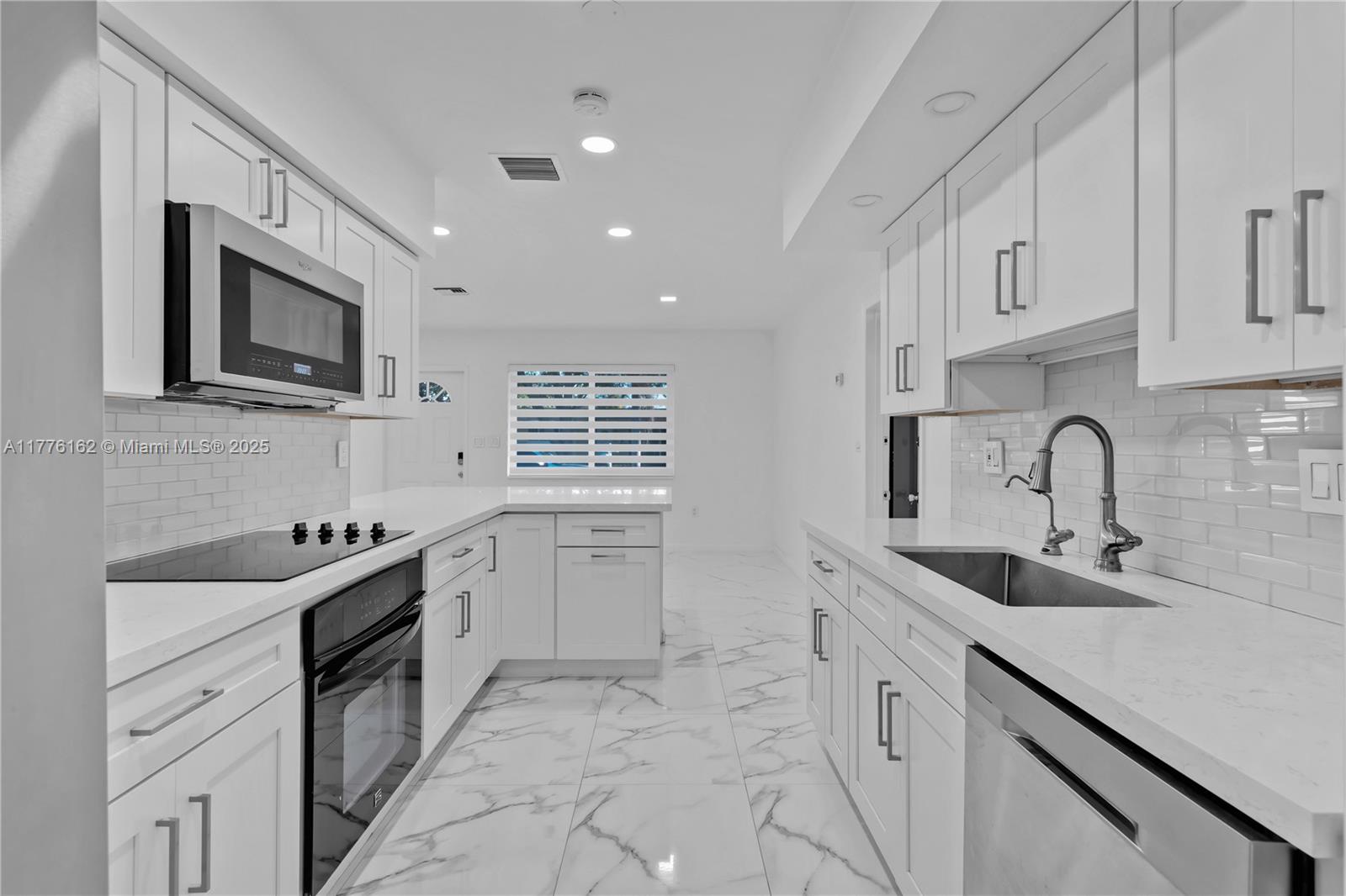 9375 SW 181st St Unit: .