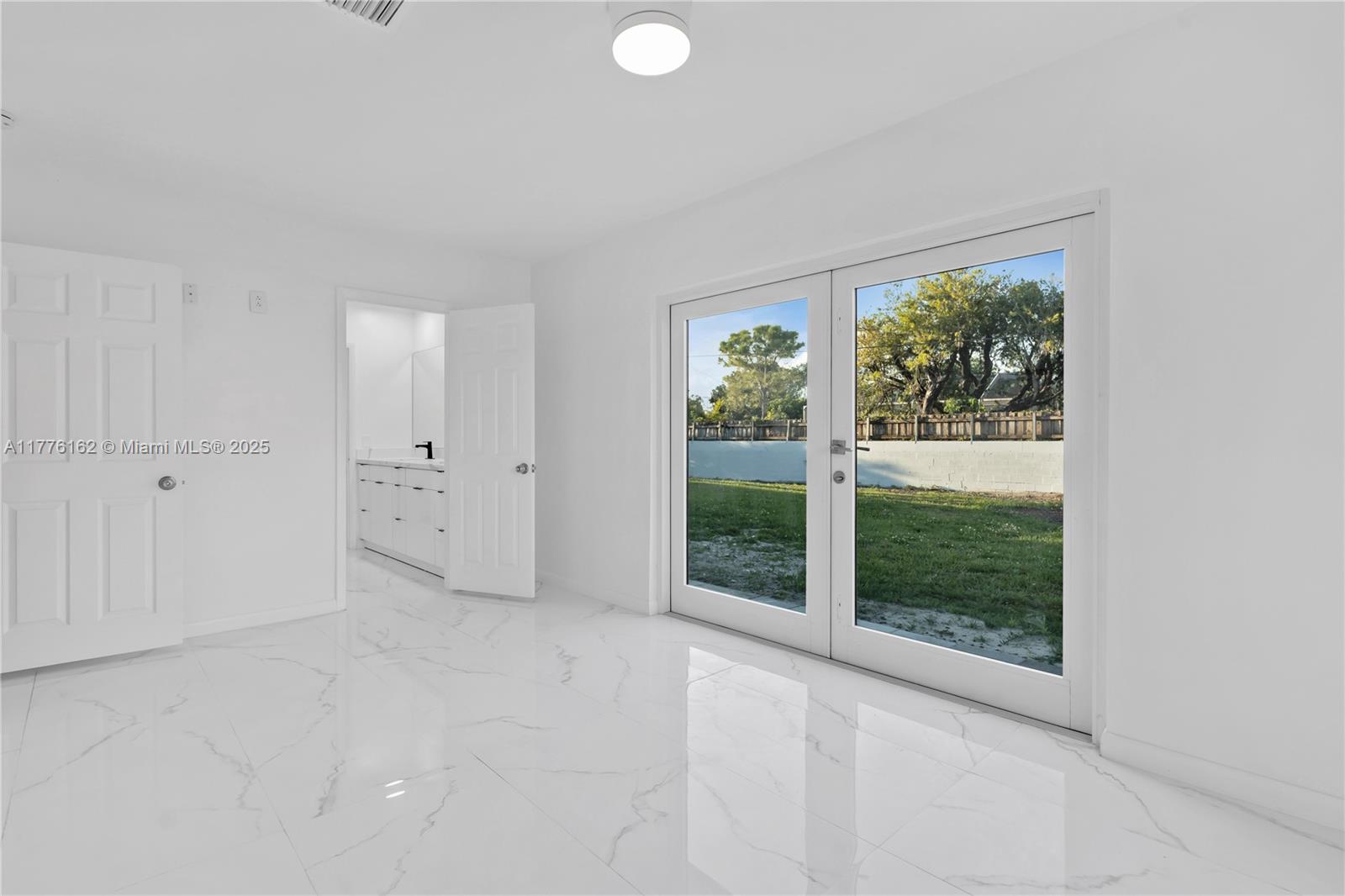 9375 SW 181st St Unit: .