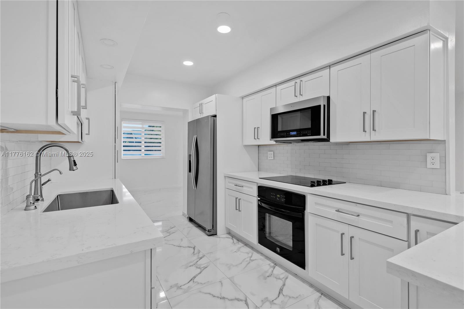 9375 SW 181st St Unit: .