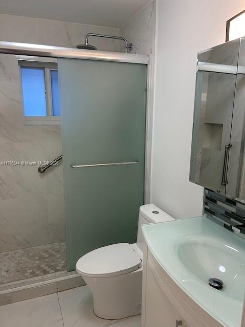 1745 SW 21st St Unit: Front