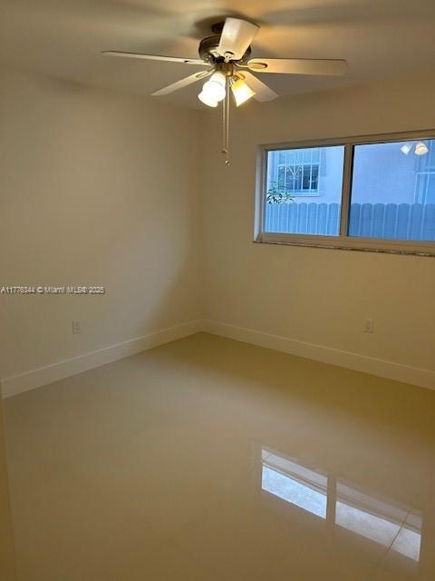 1745 SW 21st St Unit: Front