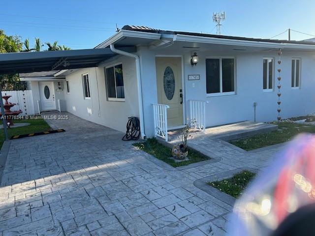 1745 SW 21st St Unit: Front