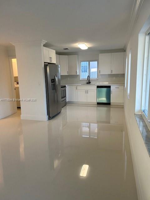 1745 SW 21st St Unit: Front