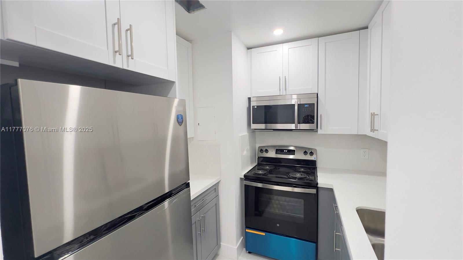9101 SW 137th Ter # 4 Unit: 15-4