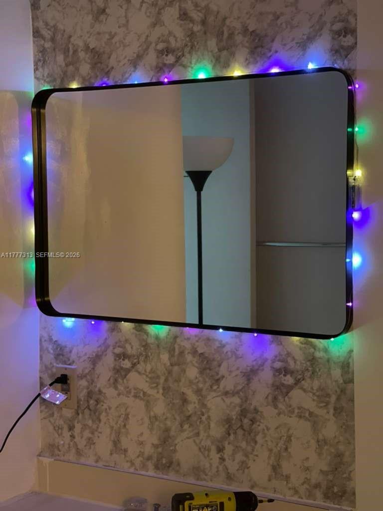 496 NW 165th St Rd # 611 Unit: D-611