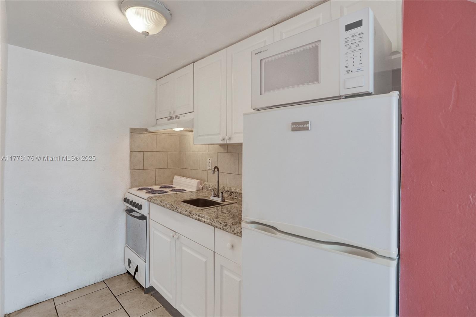 6484 Indian Creek Drive # 120
