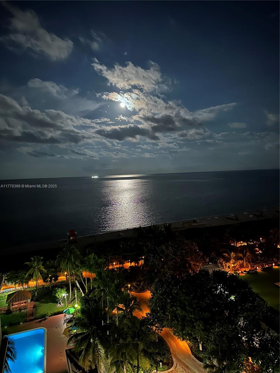 2401 Collins Ave # 1403, Miami Beach Unit: 1403