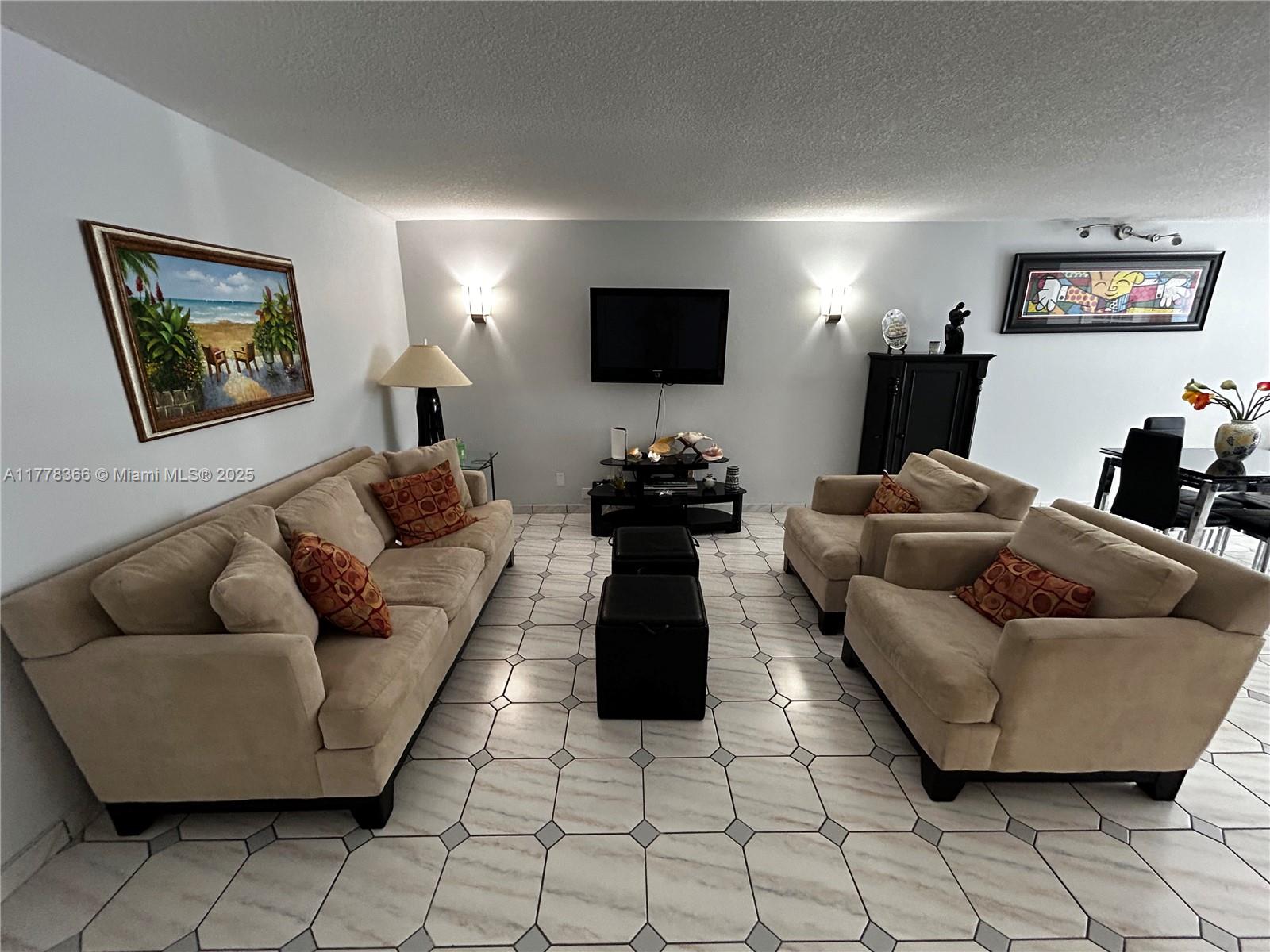 2401 Collins Ave # 1403, Miami Beach Unit: 1403