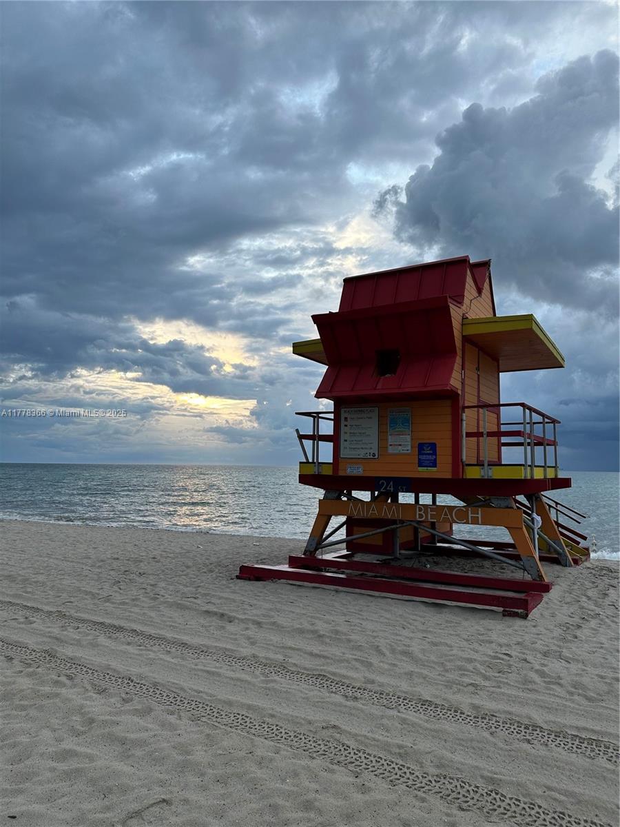 2401 Collins Ave # 1403, Miami Beach Unit: 1403