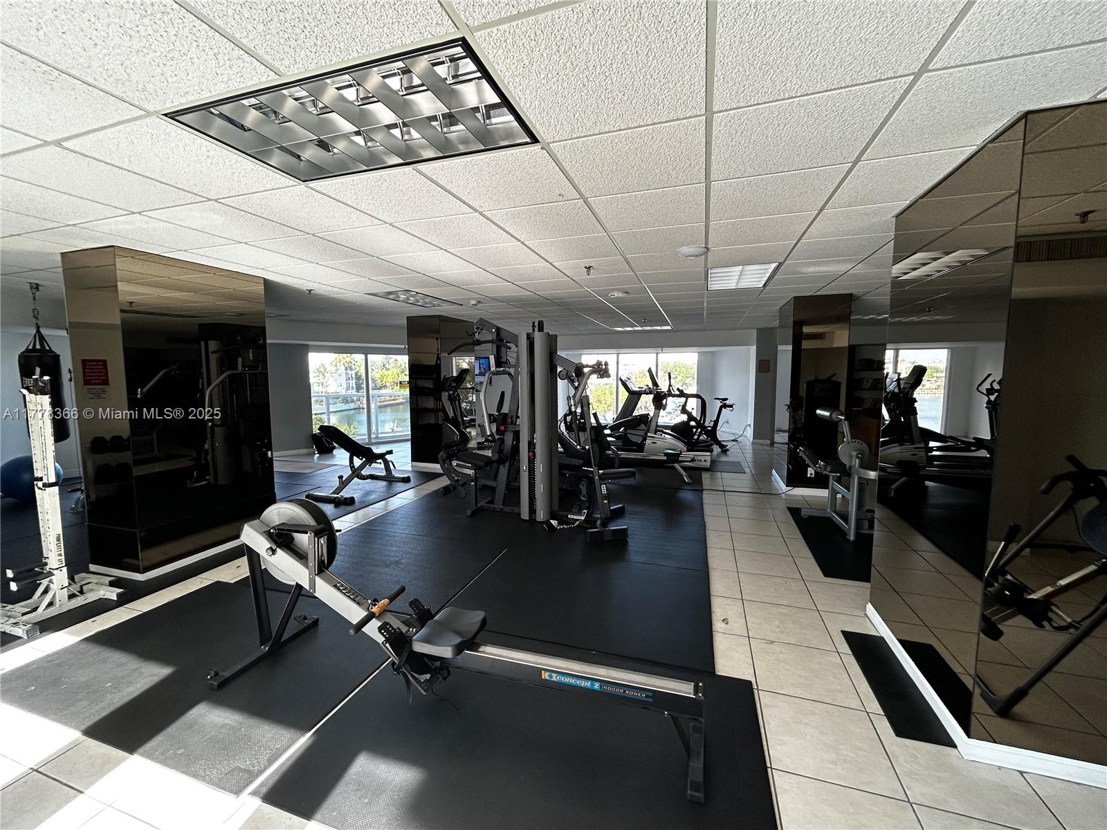 2401 Collins Ave # 1403, Miami Beach Unit: 1403