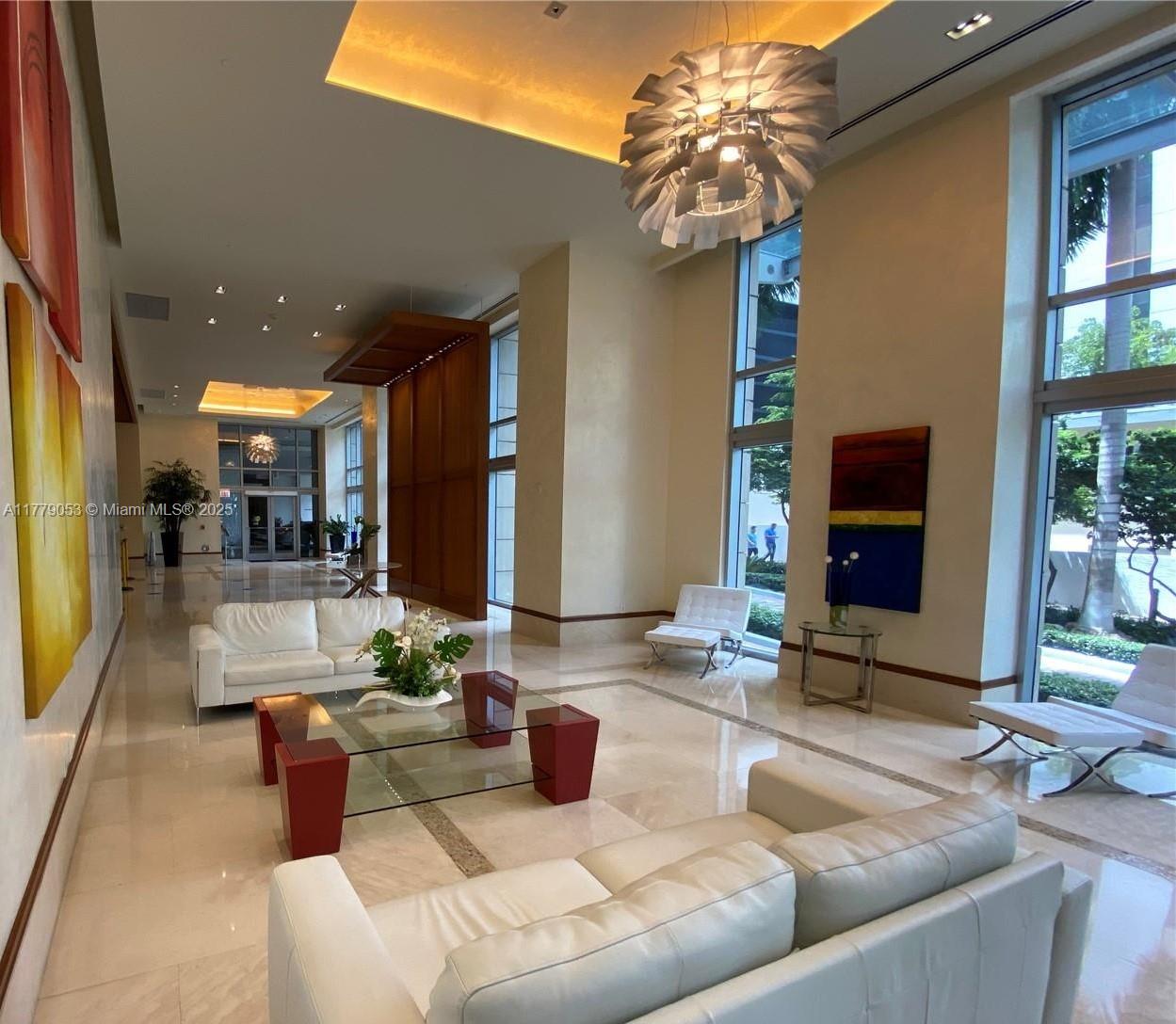 1050 Brickell Ave # 2504