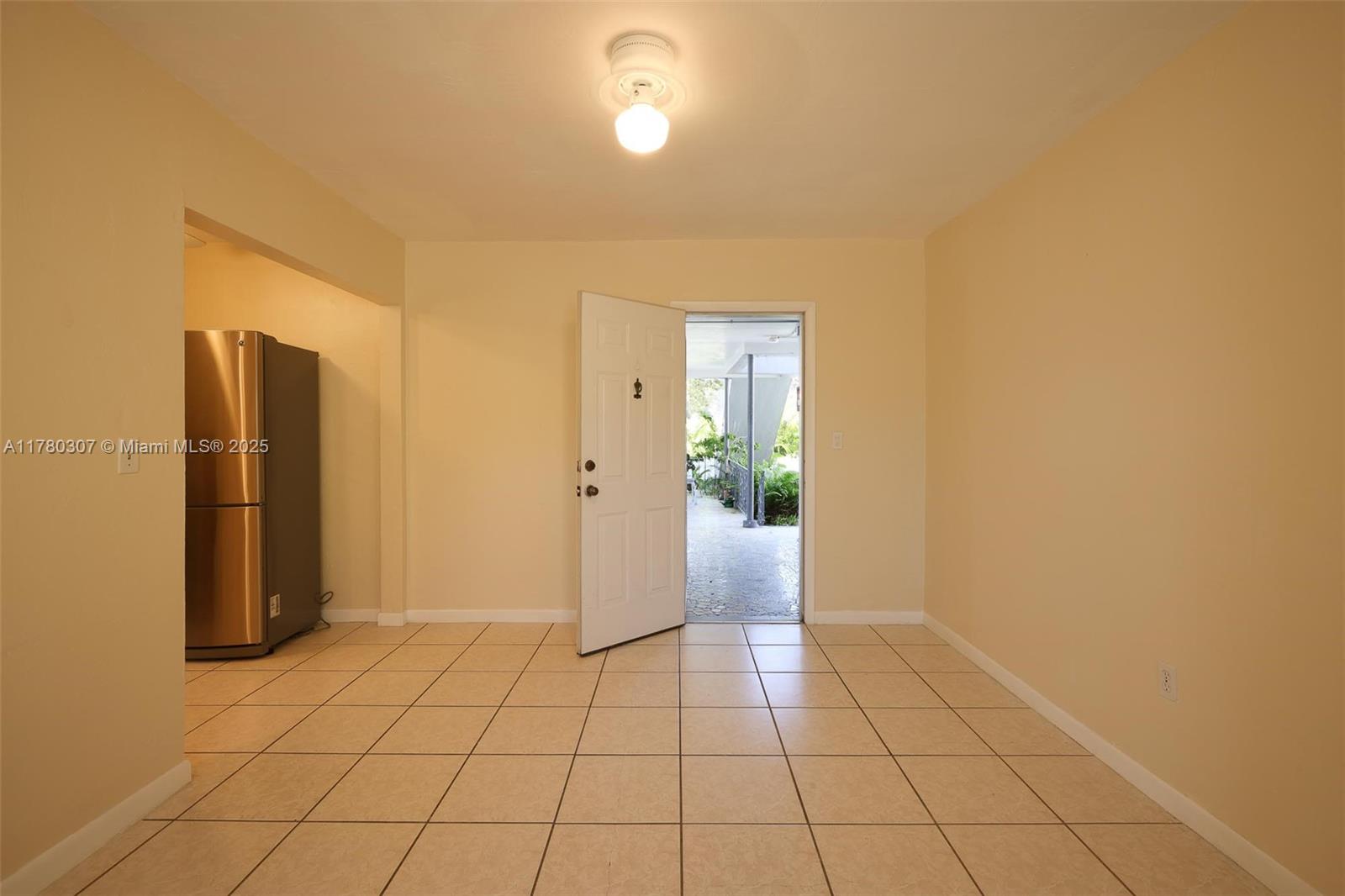 555 SW 16th Ave # 6